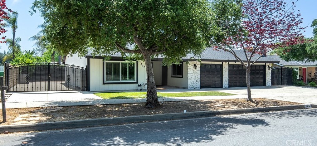 532 E Baseline Rd, San Dimas, CA 91773