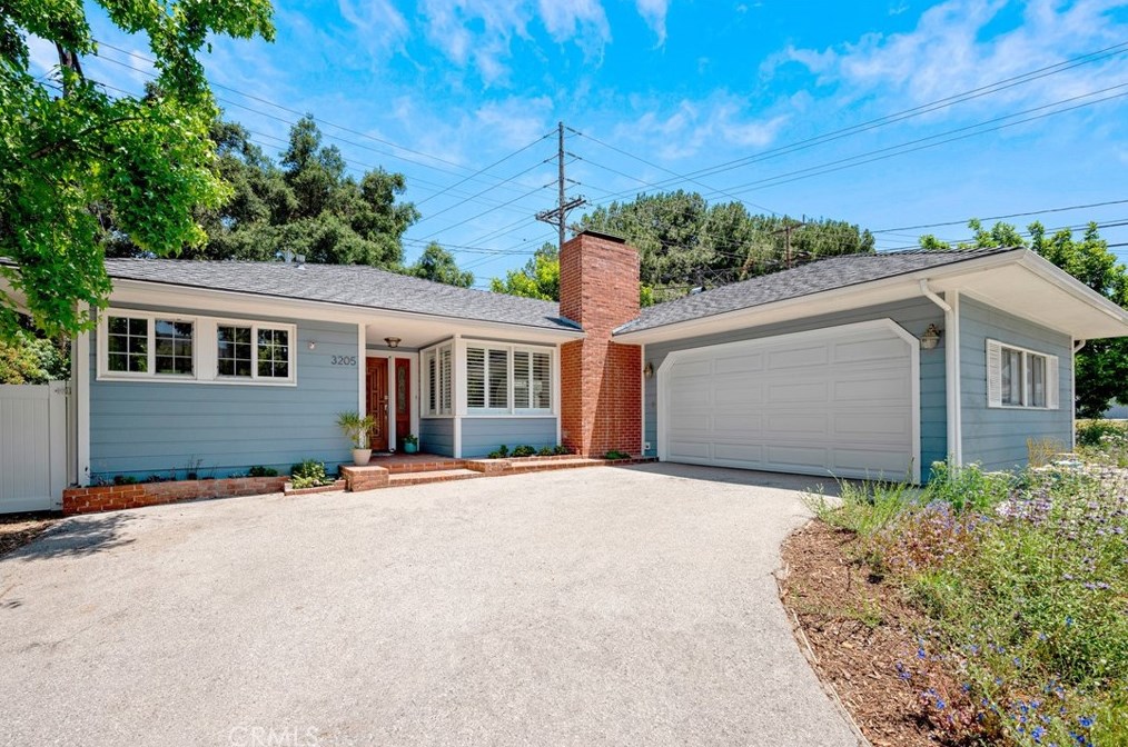 3205 Parkvista Dr, Glendale, CA 91214