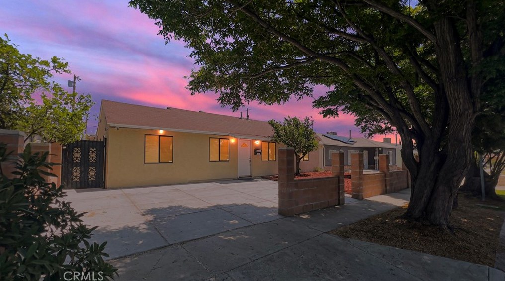 11937 Burton St, North Hollywood, CA 91605