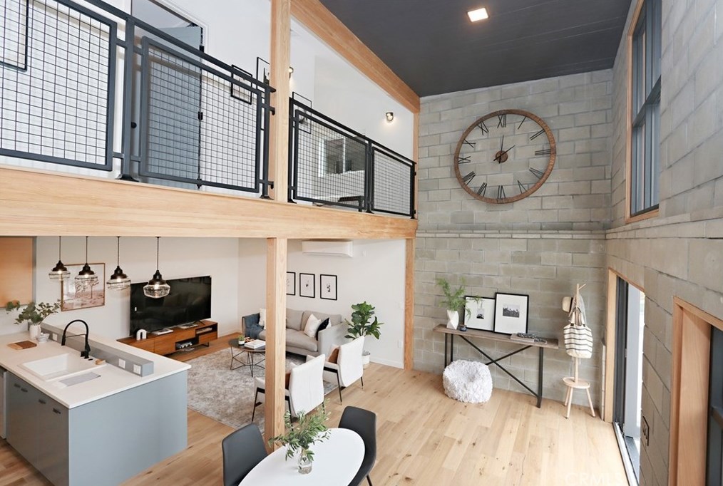 5103 San Rafael, Los Angeles CA  90042-3240 exterior