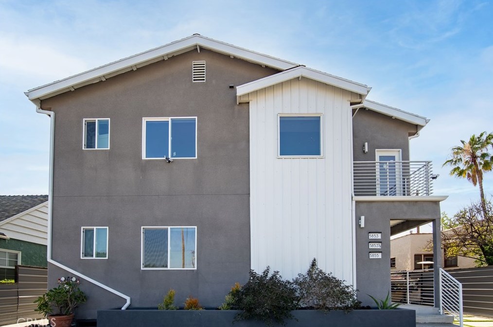 5853 Vineland Ave, North Hollywood, CA 91601