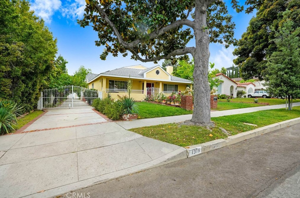 1319 Norton Ave, Glendale, CA 91202