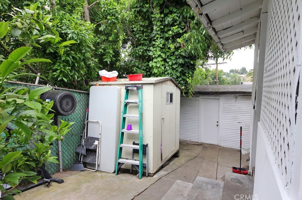 5064 San Rafael, Los Angeles CA  90042-3239 exterior