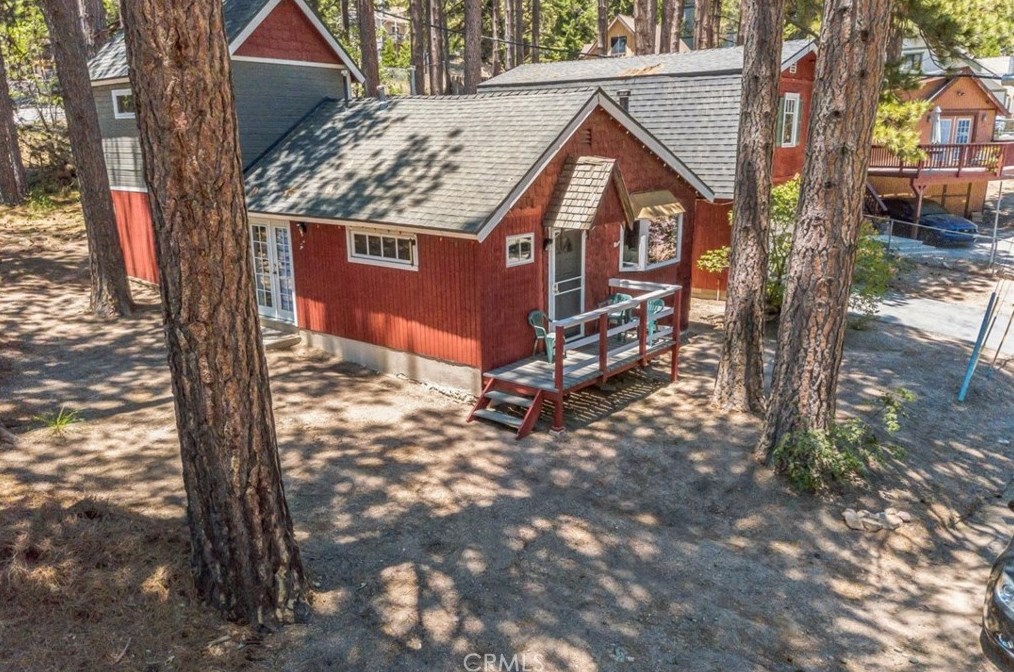 2608 Secret Dr, Running Springs, CA