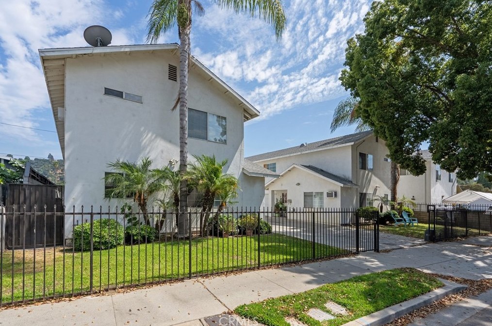212 San Pascual Ave, Los Angeles, CA 90042-3746