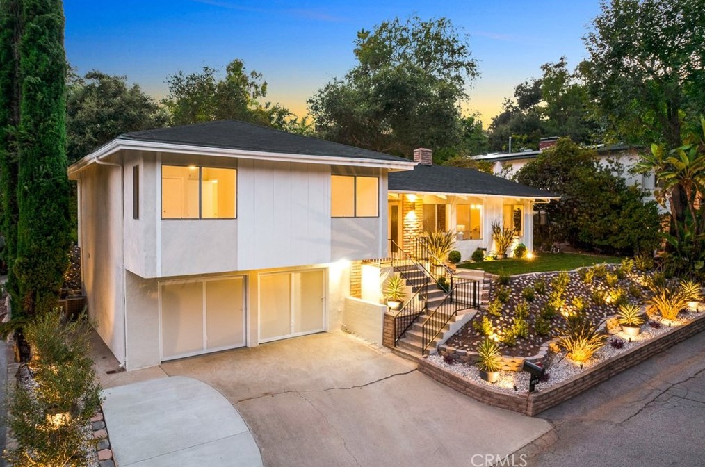 1728 Royal Blvd, Glendale, CA 91207