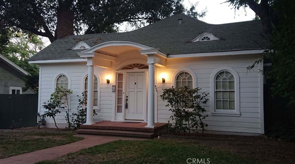 548 Rio Grande St, Pasadena, CA 91104-2254