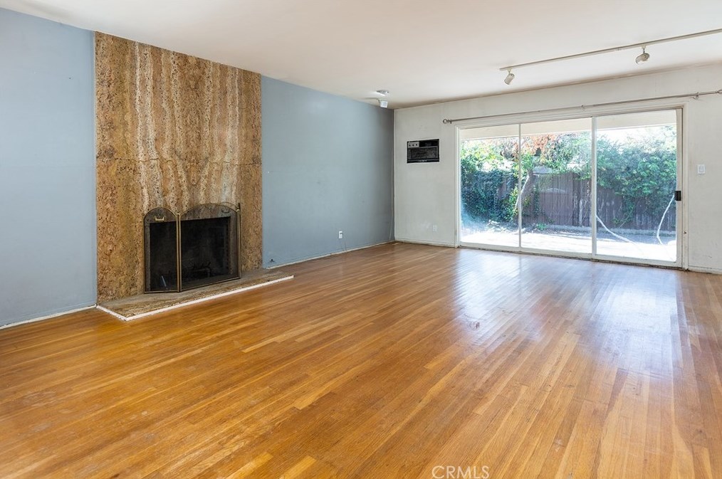 1408 Knox St, San Fernando, CA 91340-1228