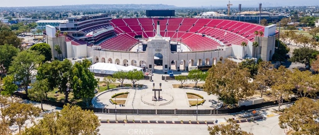 1186 37th Dr, Los Angeles CA  90007-4205 exterior