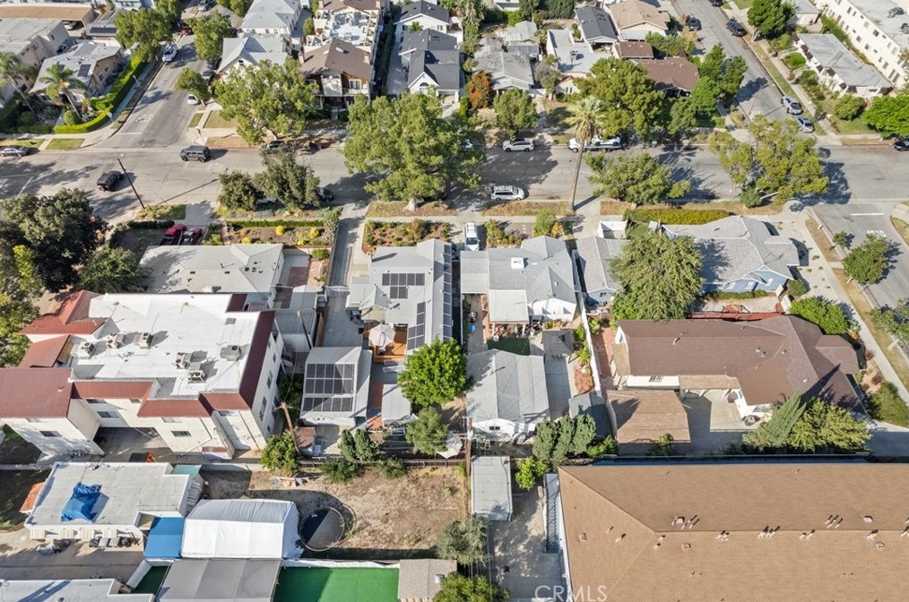 710 Milford St, Glendale CA  91203-1534 exterior
