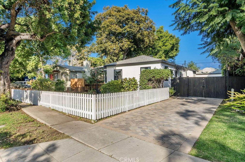 3964 Michael Ave, Los Angeles, CA 90066-4116