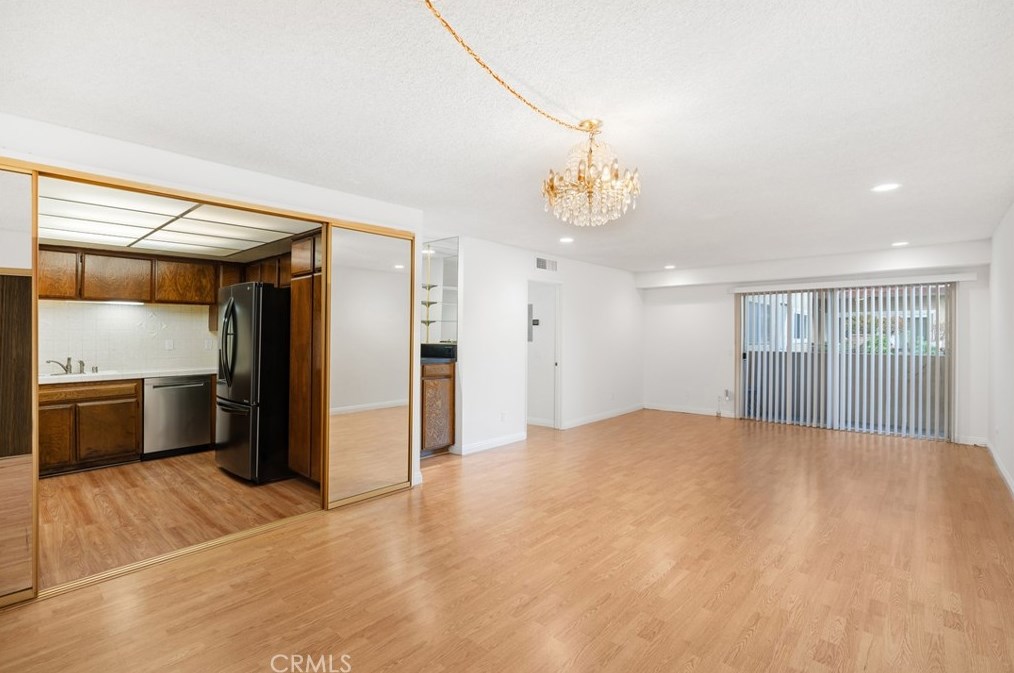 620 N Kenwood St #103, Glendale, CA 91206