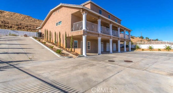 17674 Buckthorn Ave, Hesperia CA  92345-6617 exterior