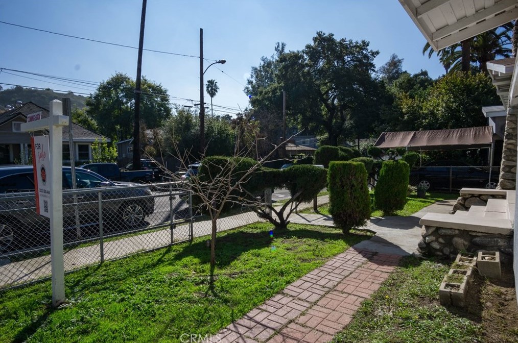 6217 Hayes Ave, Los Angeles CA  90042-3617 exterior