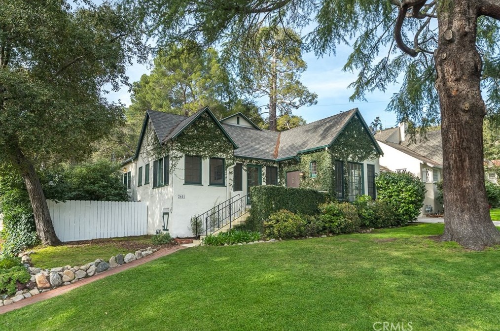 2651 Hollister Terrace, Glendale, CA 91206