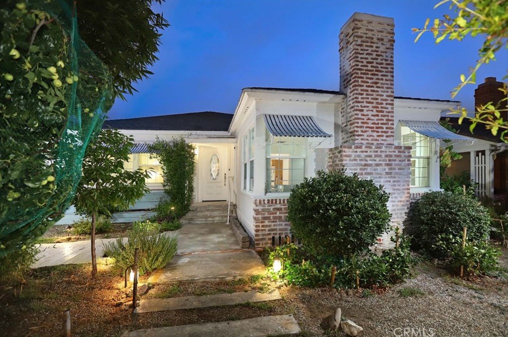 1250 Cleveland Rd, Glendale, CA 91202