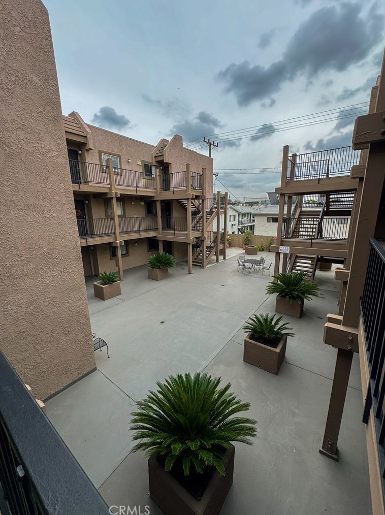356 W California Ave #12, Glendale, CA 91203