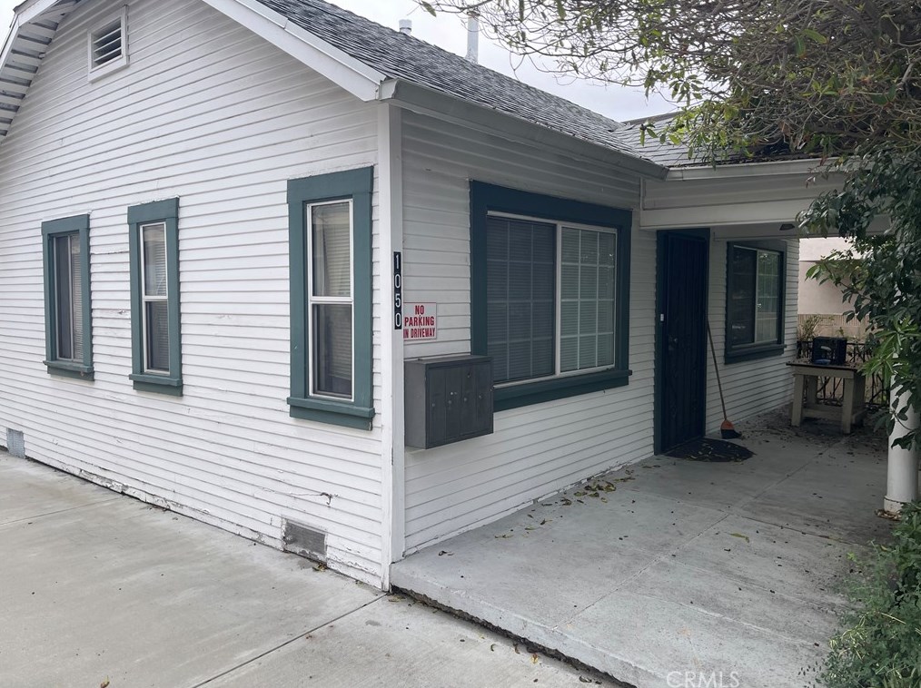 1050 Justin Ave, Glendale, CA 91201