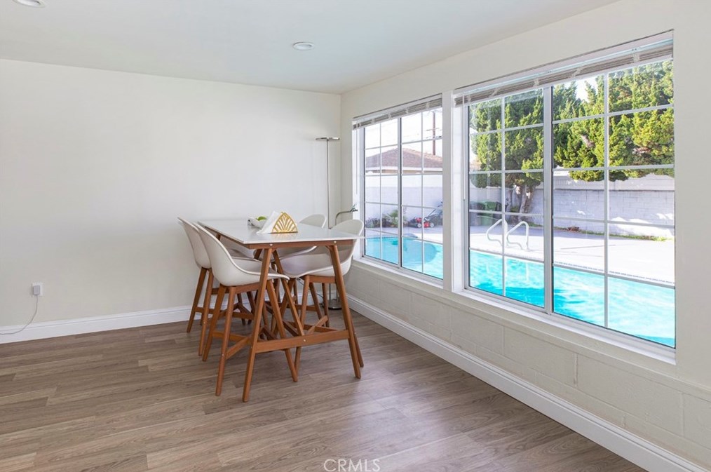 17921 Vanowen St, Los Angeles CA  91335-5637 exterior