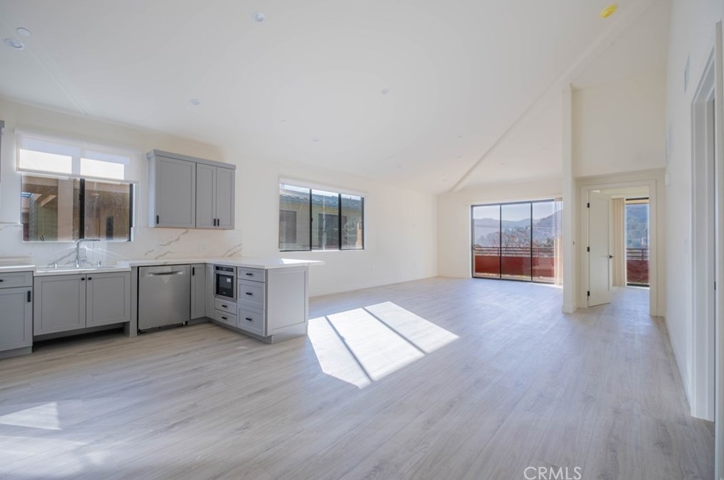2608 Honolulu Ave #310, Montrose, CA 91020
