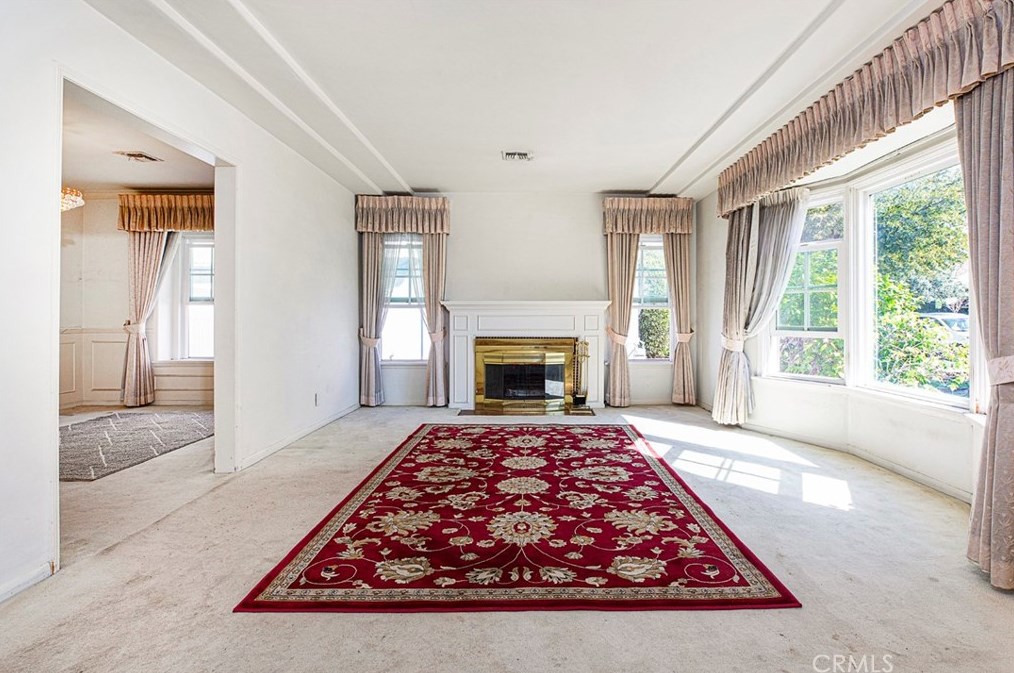 1235 Cleveland Rd, Glendale CA  91202-2005 exterior