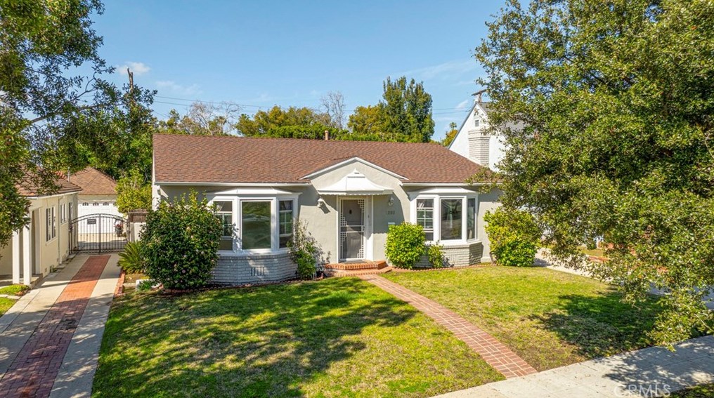 1235 Cleveland Rd, Glendale, CA 91202-2005