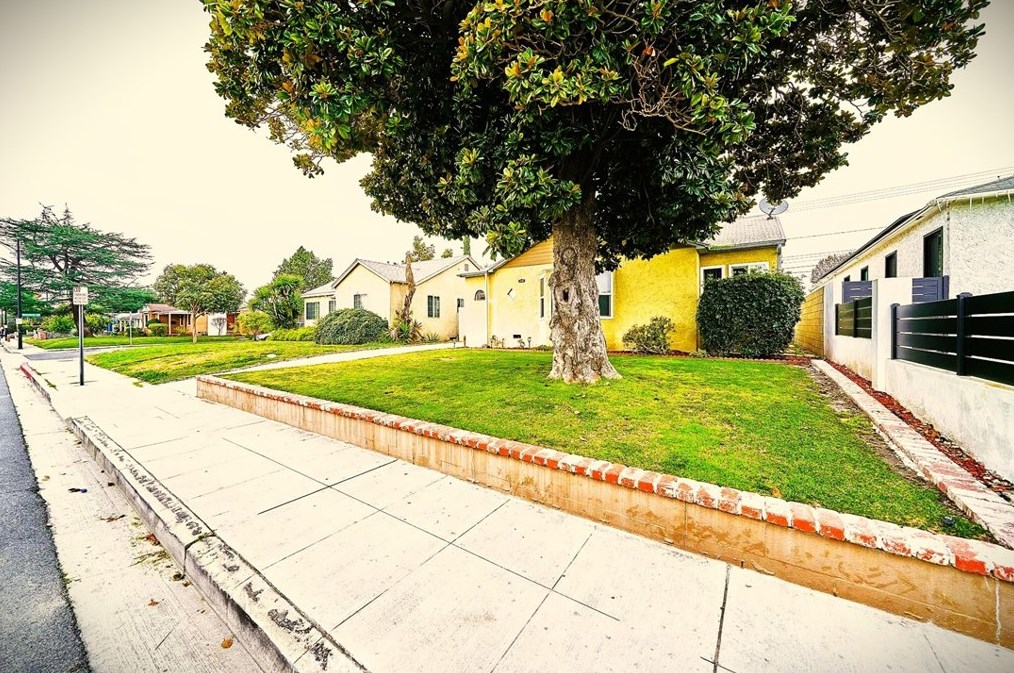 1707 N Buena Vista St, Burbank, CA 91505