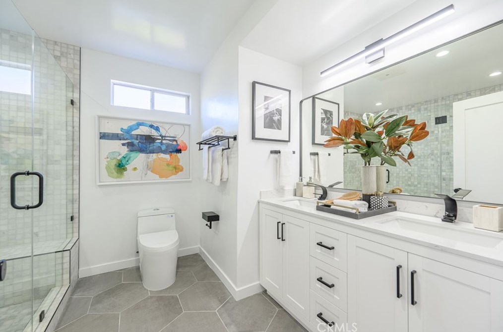 17239 Lemay St, Van Nuys CA  91406-5431 exterior