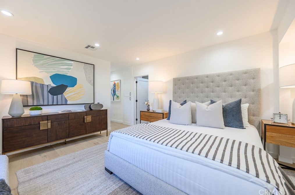 17239 Lemay St, Van Nuys CA  91406-5431 exterior