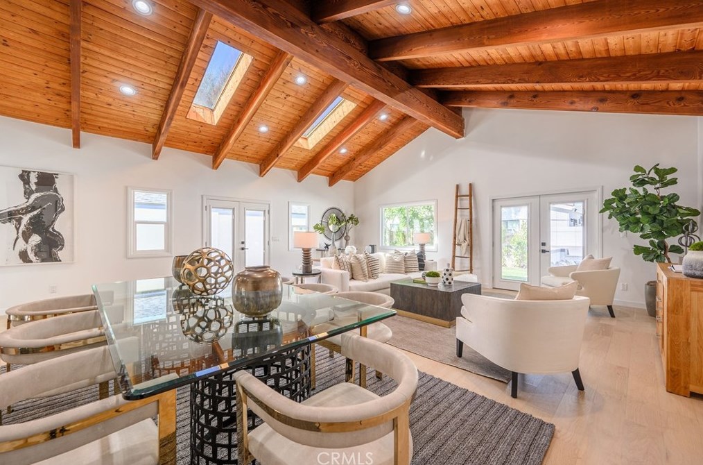 17239 Lemay St, Van Nuys CA  91406-5431 exterior