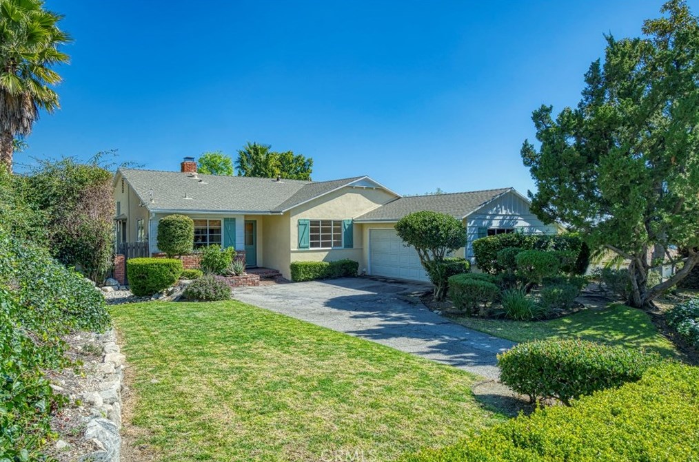 5150 New York Ave, Glendale, CA 91214-1152
