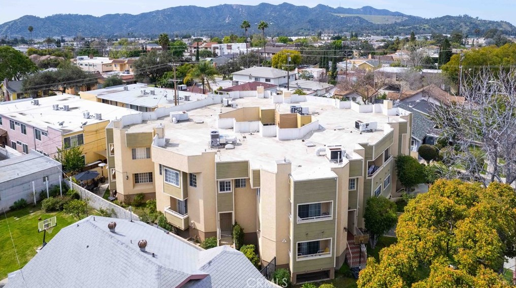 530 Pioneer Dr #3, Glendale, CA 91203