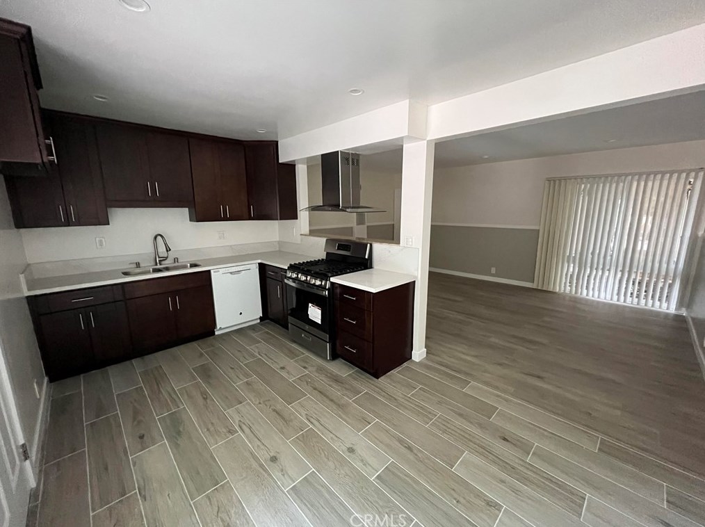 2104 Verdugo Rd, Glendale CA  91208-2528 exterior