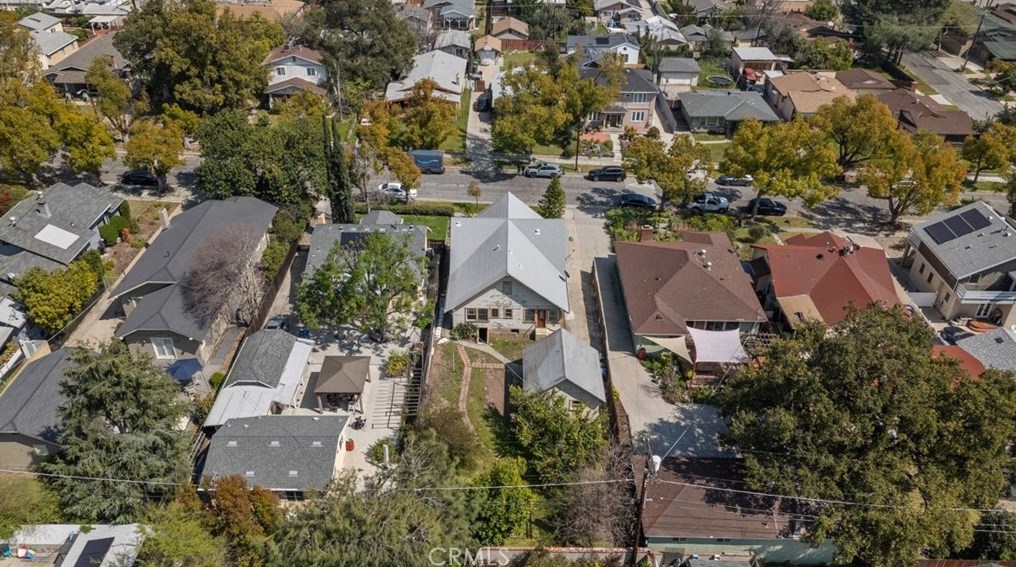 1233 Wesley Ave, Pasadena CA  91104-3160 exterior