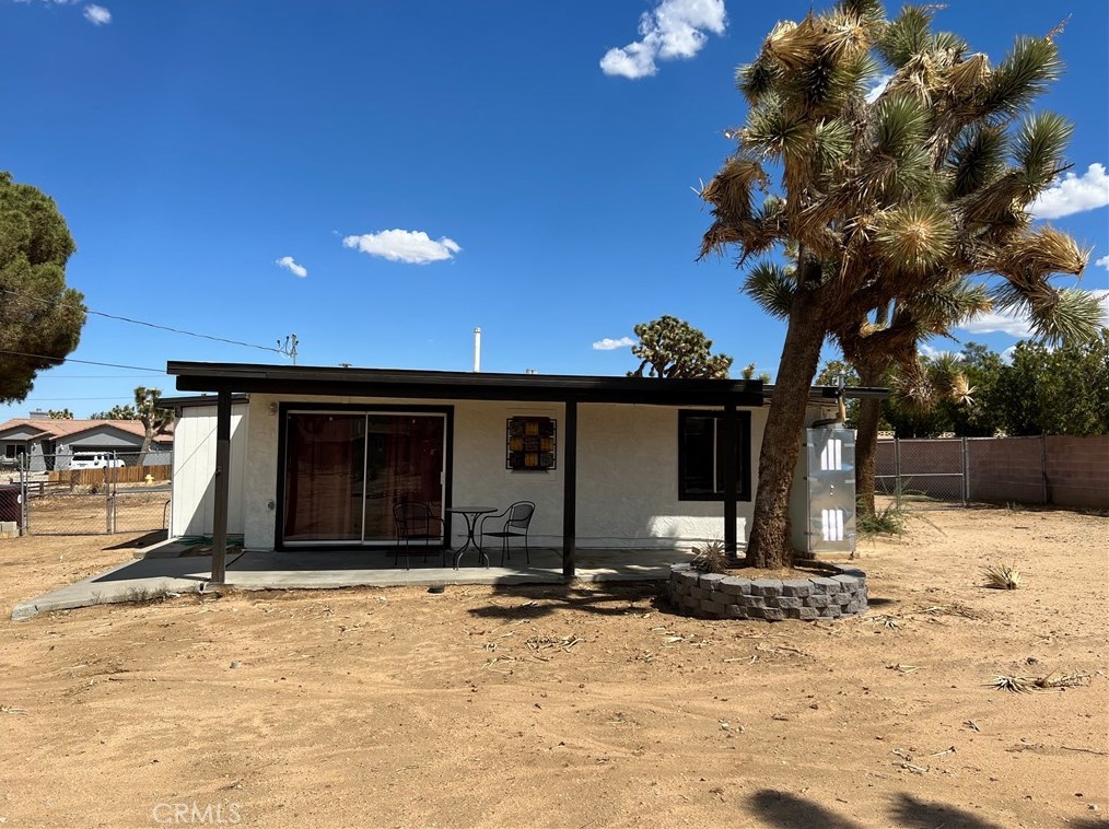 7384 Barberry Ave, Yucca Valley, CA 92284