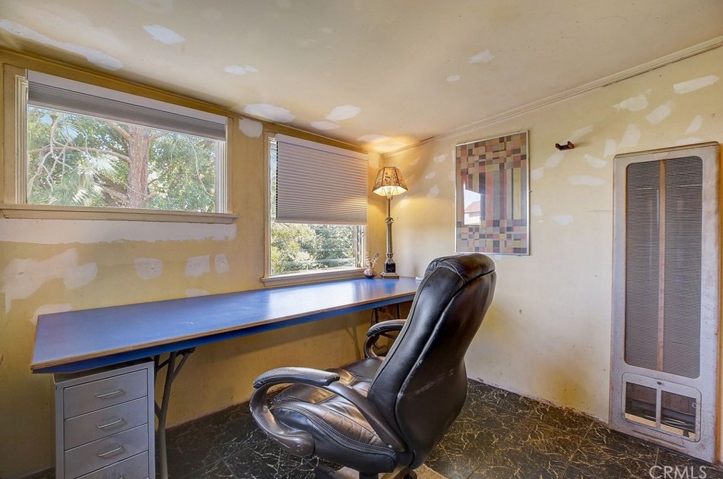 755 Crane Blvd, Los Angeles CA  90065-4038 exterior