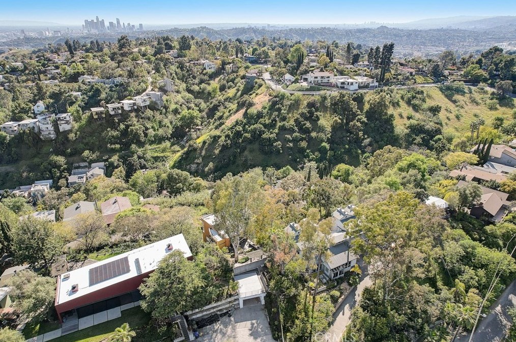 755 Crane Blvd, Los Angeles CA  90065-4038 exterior