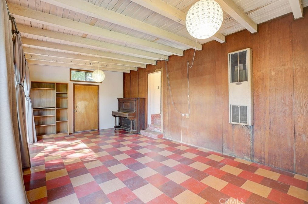 755 Crane Blvd, Los Angeles CA  90065-4038 exterior