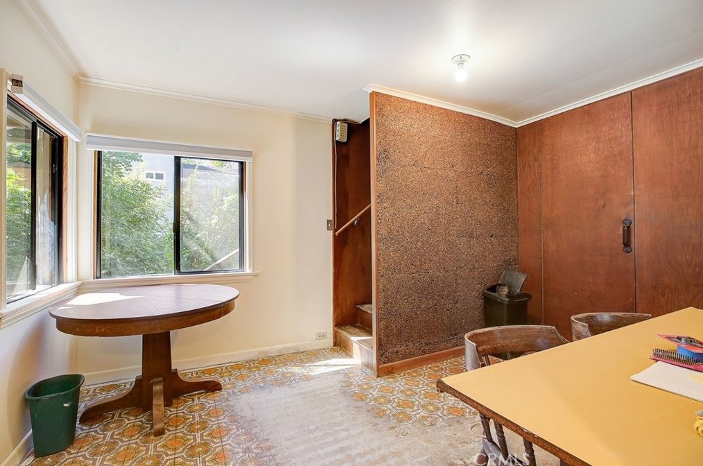 755 Crane Blvd, Los Angeles CA  90065-4038 exterior