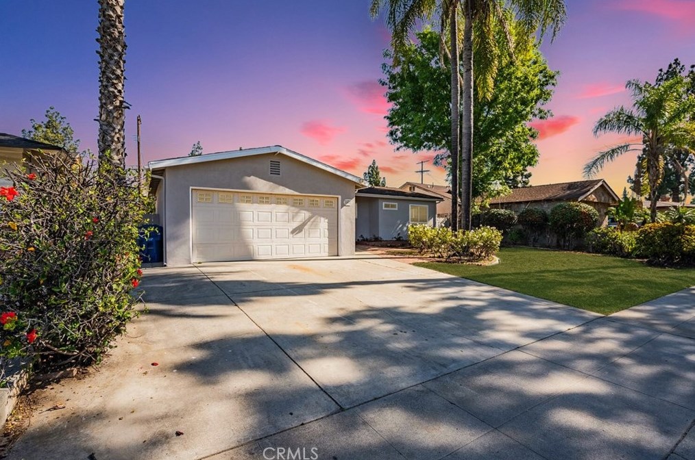 16023 Kingsbury St, San Fernando, CA 91344