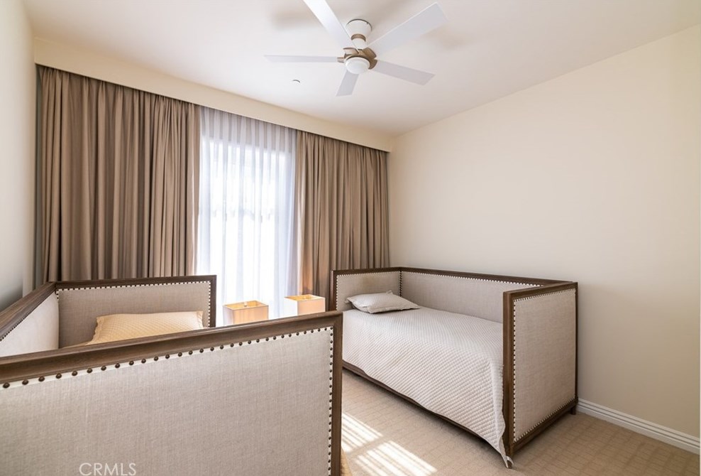 670 Caruso Ave, Glendale CA  91210-1519 exterior