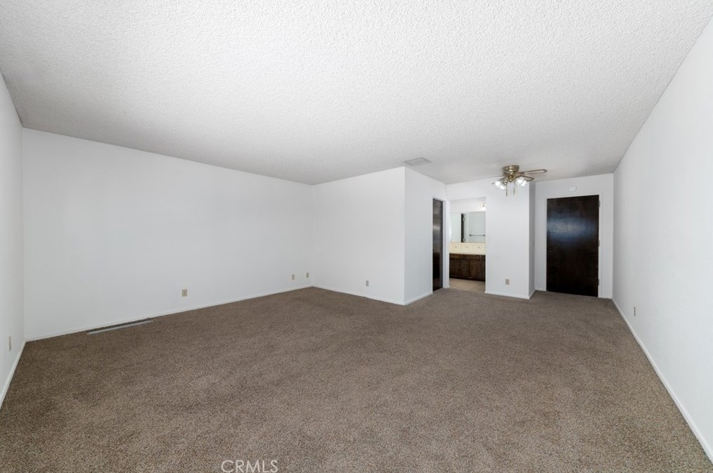 44745 Lowtree Ave, Lancaster CA  exterior