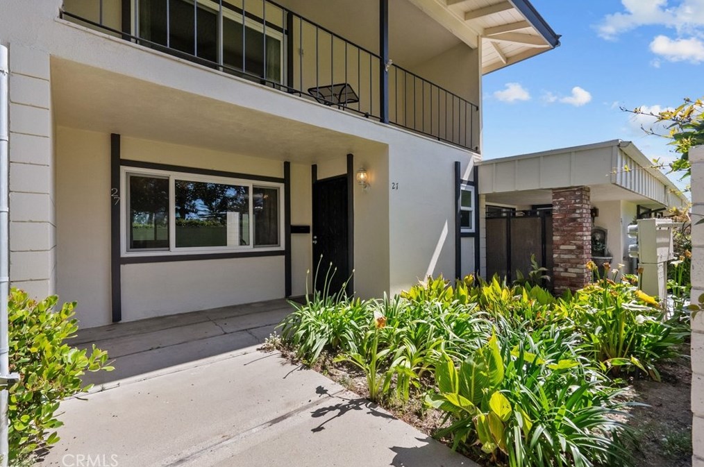 27 Delta Grn, Naval Base Ventura County, CA 93041-1808