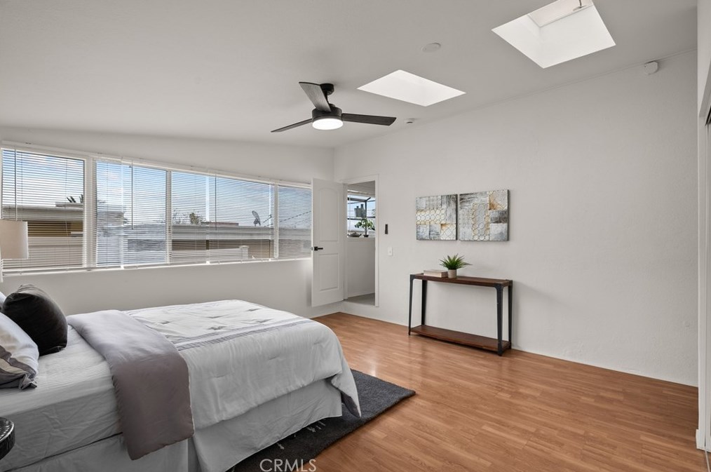 3355 Alabama St, Glendale CA 91214-1214 exterior