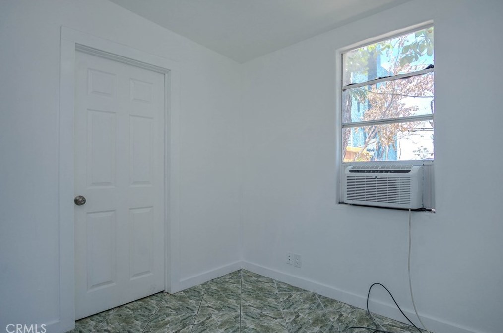 927 Hazard Ave, Los Angeles CA  90063-1253 exterior