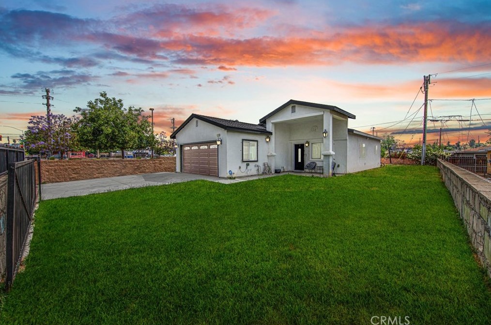 1179 Myrtle Dr, San Bernardino, CA 92404-3930