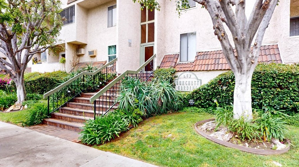 409 Burchett St #108, Glendale, CA 91203