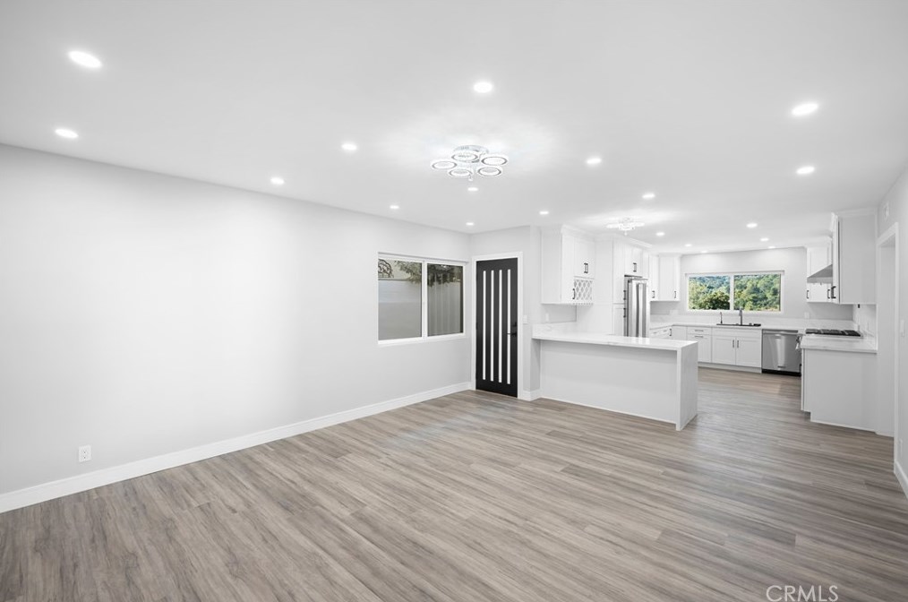 2116 Conchita St, Glendale CA  91208-2508 exterior