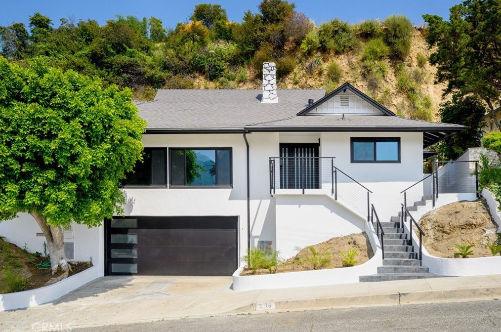 2116 Conchita St, Glendale CA  91208-2508 exterior