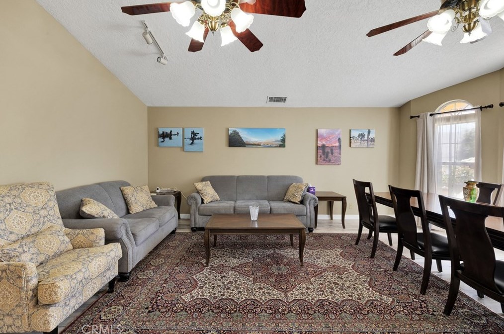 7730 Calpella Ave, Hesperia, CA 92345-7510